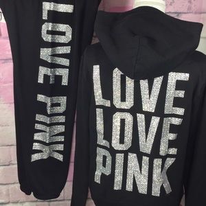 SOLD ‼️ VS PINK Bling Set 💎